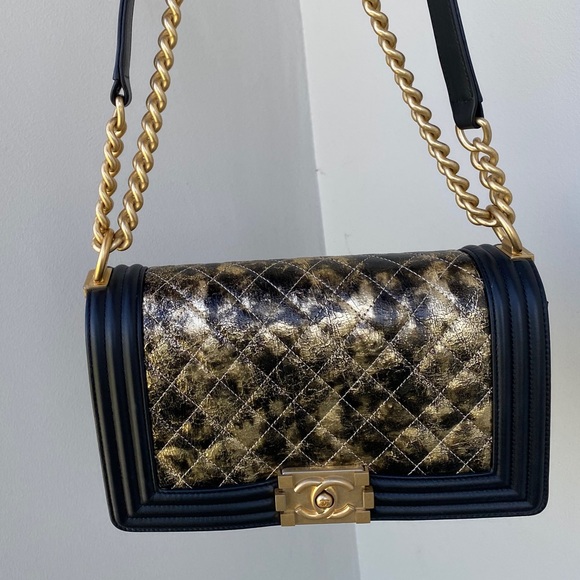 Chanel Boy Metallic Crumpled Goatskin Bag - Picture 3 of 11